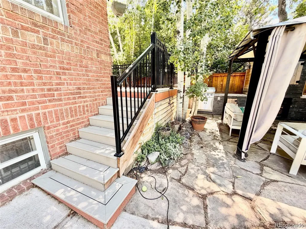 543 S Downing Street Denver CO 80209