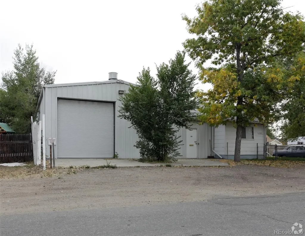 2292 S Delaware Street Denver CO 80223