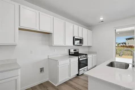 4152 N Hayleyville Street Aurora CO 80019