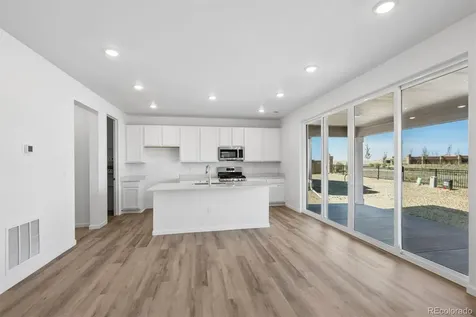 4152 N Hayleyville Street Aurora CO 80019