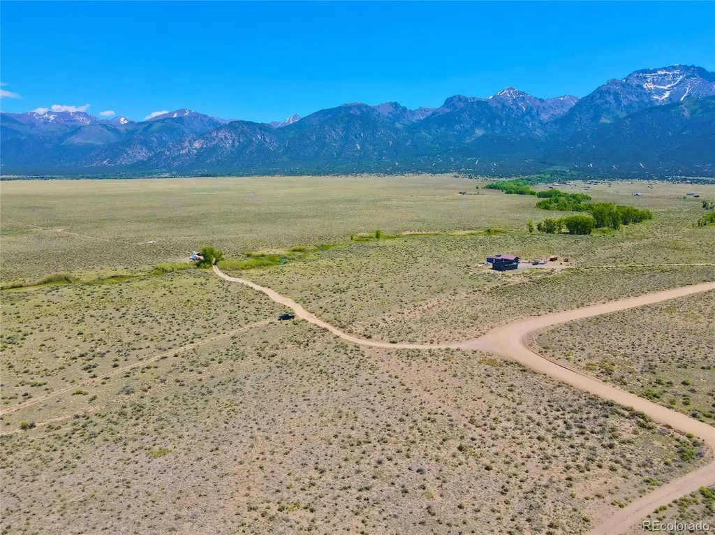 1107 Camino Del Rey Crestone CO 81131