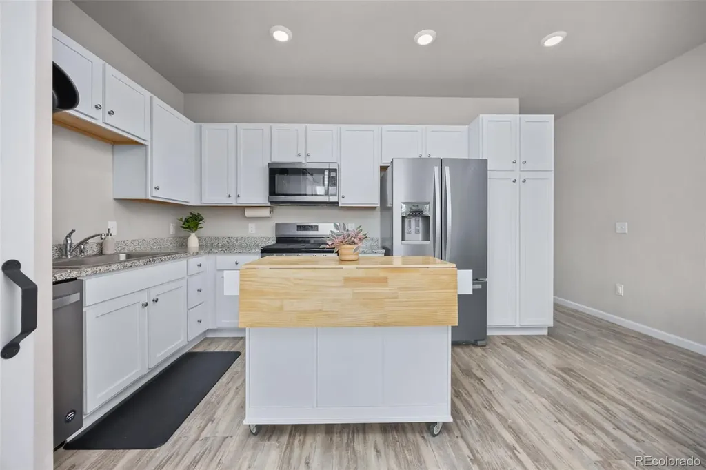 1116 Oak Circle Lakewood CO 80215