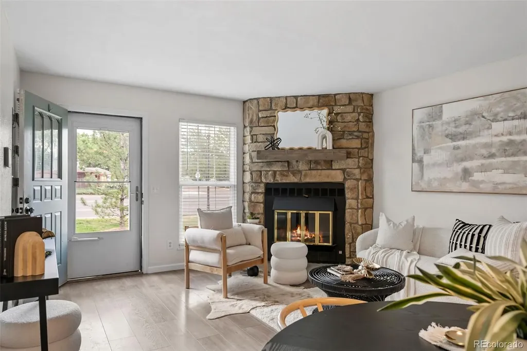 6712 S Independence Street Littleton CO 80128