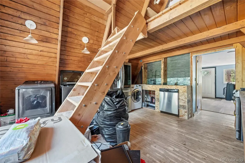 10275 Dowdle Drive Golden CO 80403