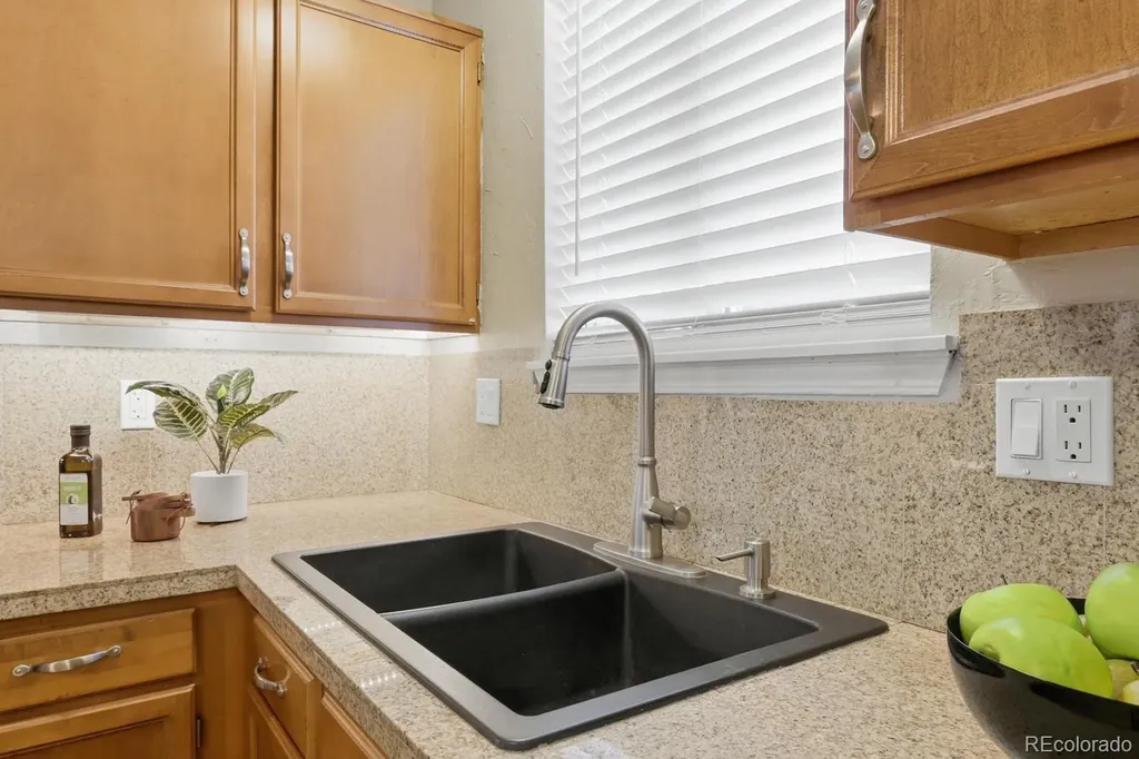 4145 S Lewiston Circle Aurora CO 80013