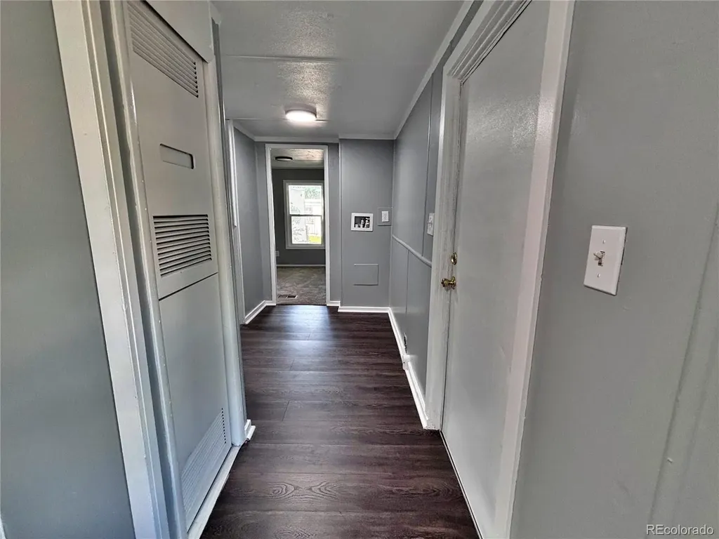 220 Mount View Lane Colorado Springs CO 80907