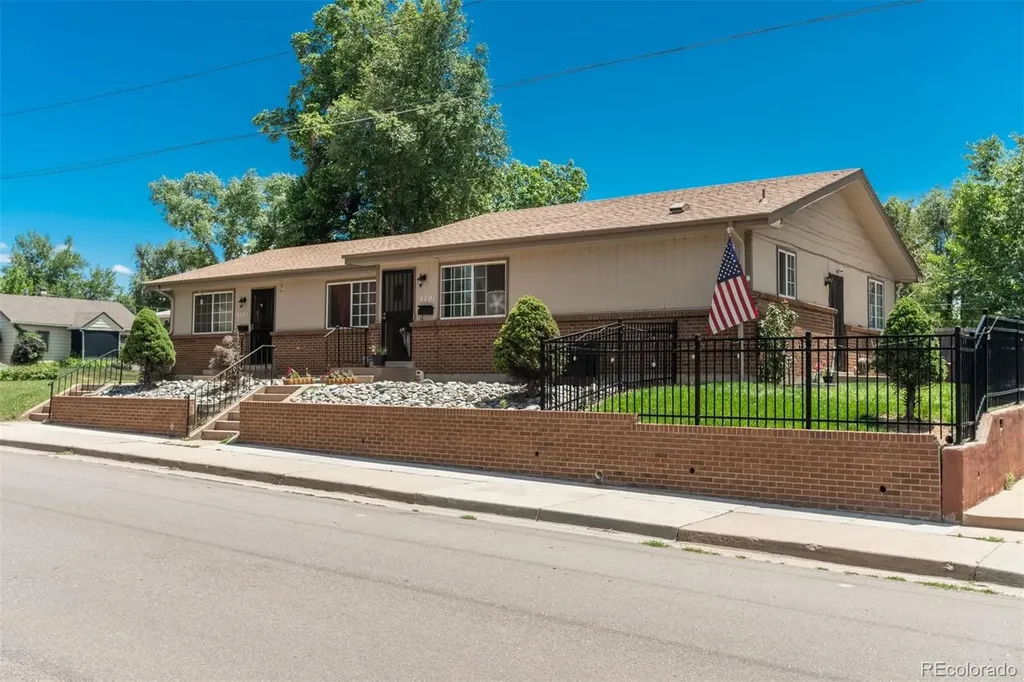 4701 & 4703 S Lincoln Street Englewood CO 80113