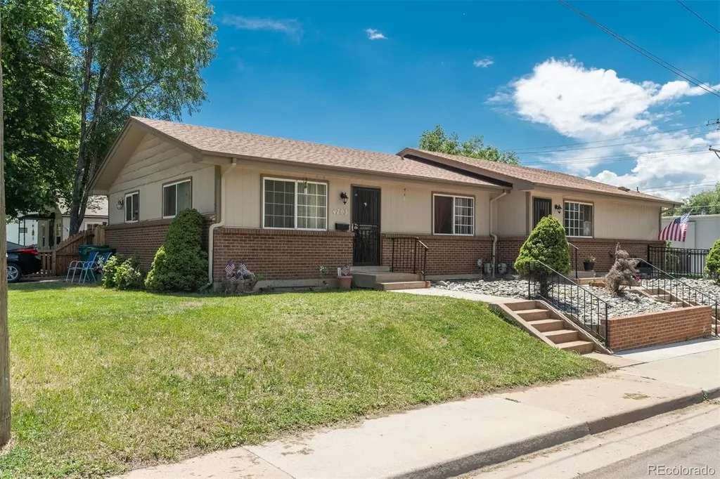 4701 & 4703 S Lincoln Street Englewood CO 80113