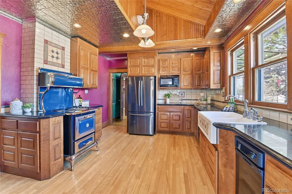 9490 Spruce Mountain Road Larkspur CO 80118