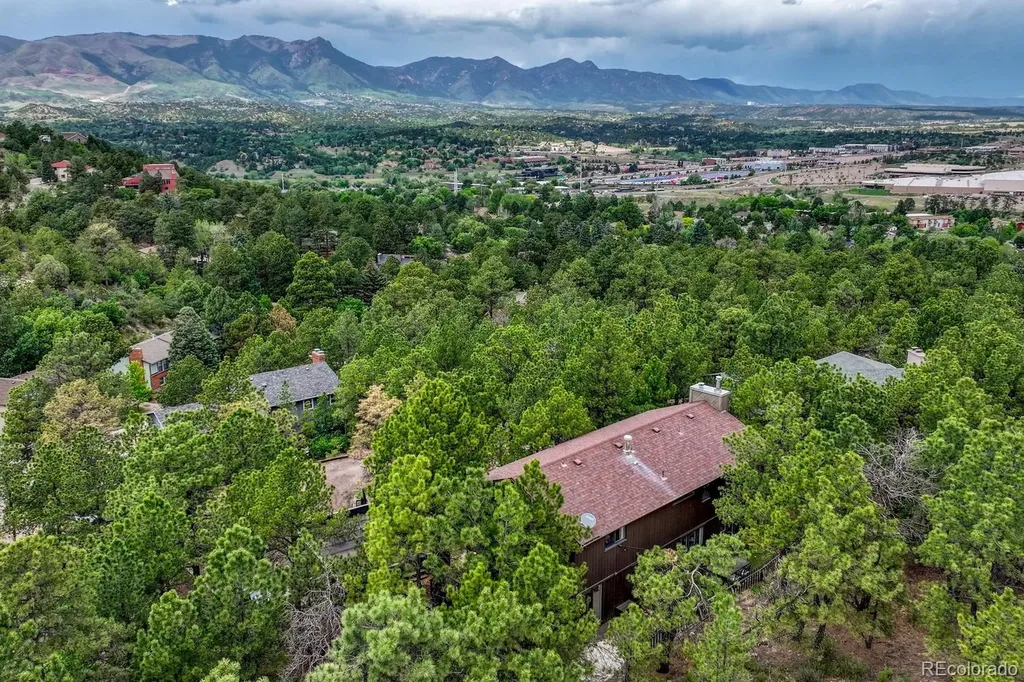 6175 Garlock Way Colorado Springs CO 80918