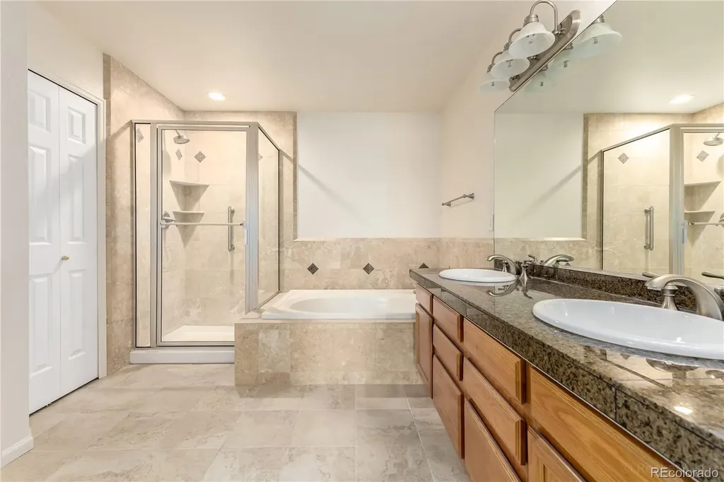 3914 S Dillon Way Aurora CO 80014