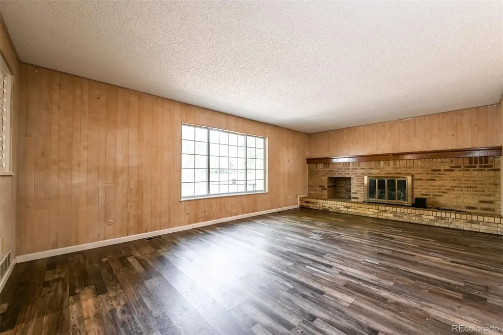 1140 S Kittredge Street Aurora CO 80017