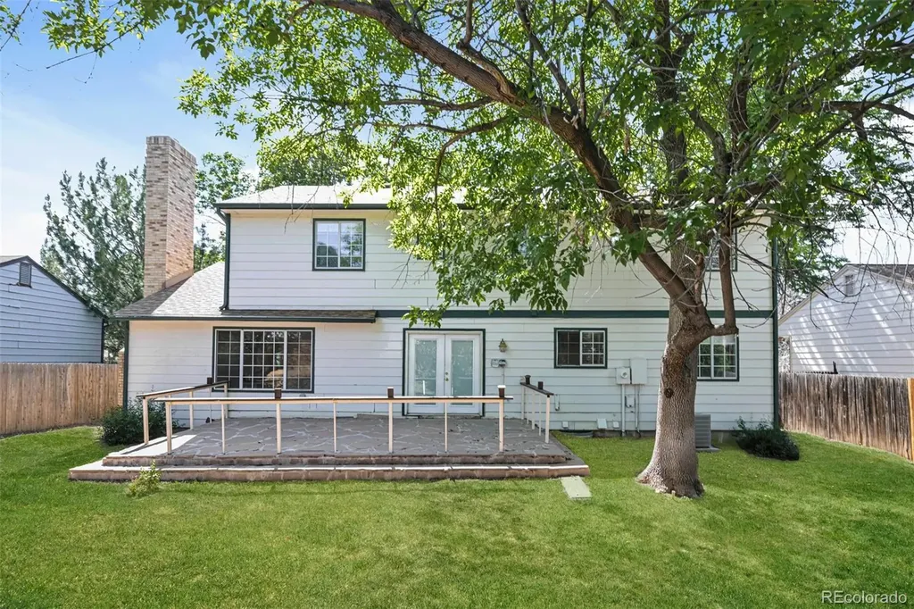 1140 S Kittredge Street Aurora CO 80017