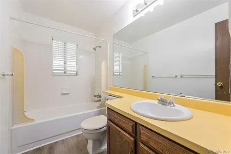 1140 S Kittredge Street Aurora CO 80017