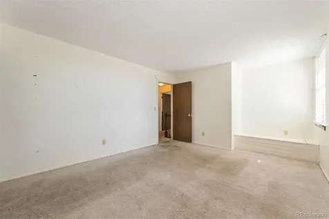 1140 S Kittredge Street Aurora CO 80017