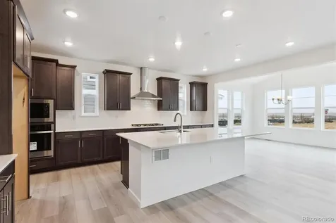 2144 S Ider Way Aurora CO 80018