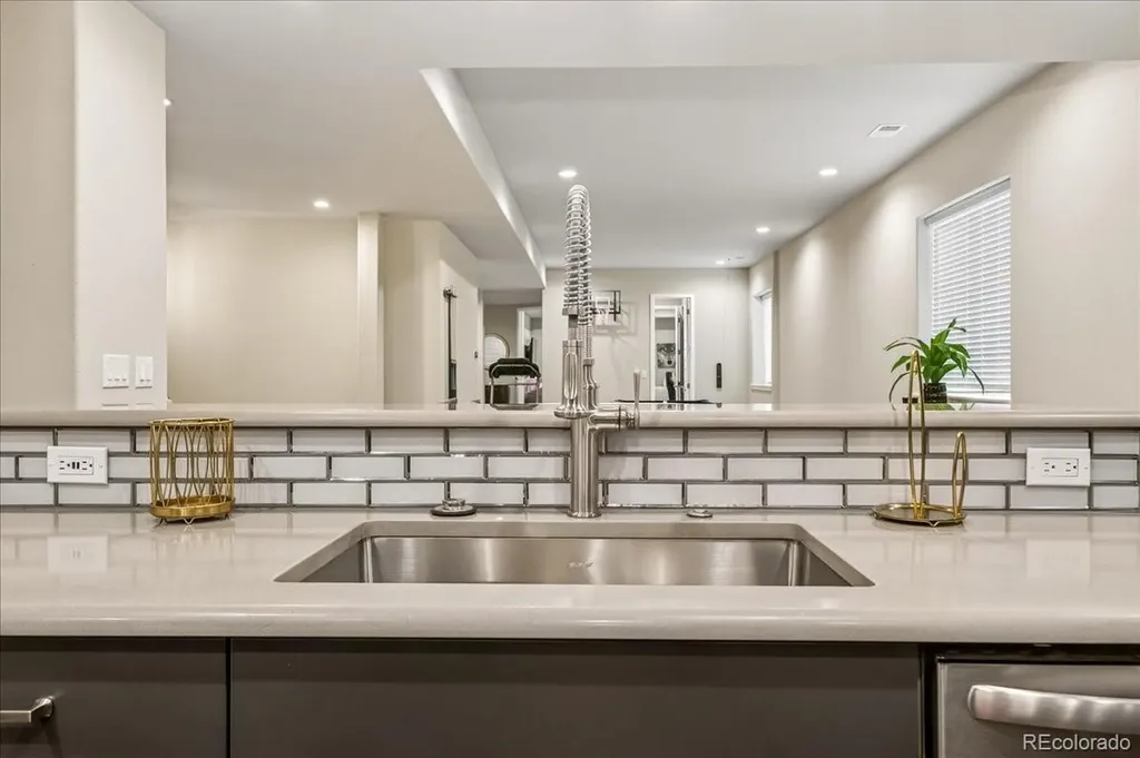 22280 Boundstone Drive Parker CO 80138