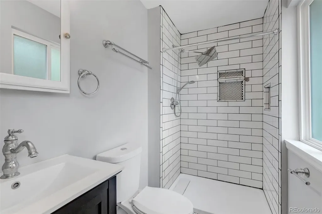 1589 S Lewiston Street Aurora CO 80017
