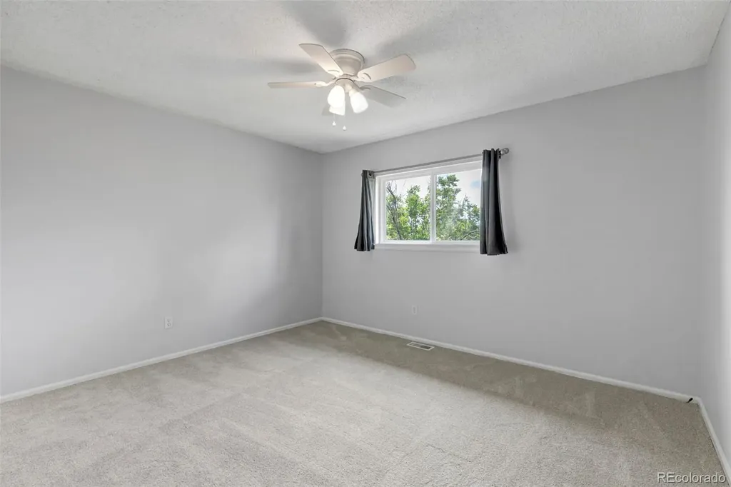 1589 S Lewiston Street Aurora CO 80017