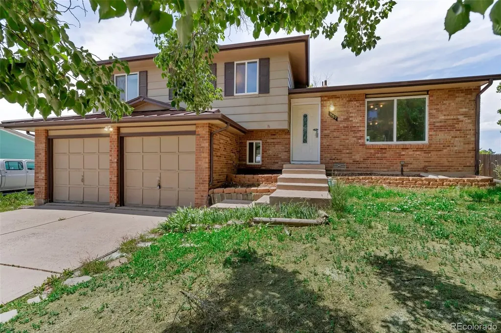 1589 S Lewiston Street Aurora CO 80017