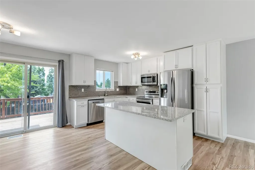 1589 S Lewiston Street Aurora CO 80017