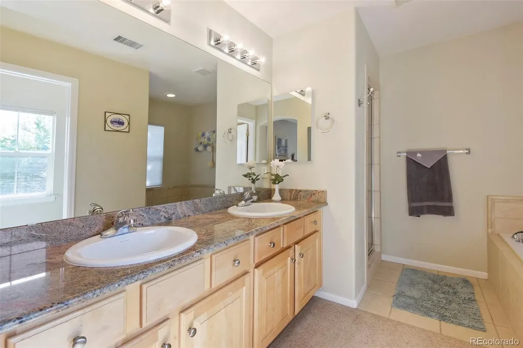 226 Whitehaven Circle Littleton CO 80129