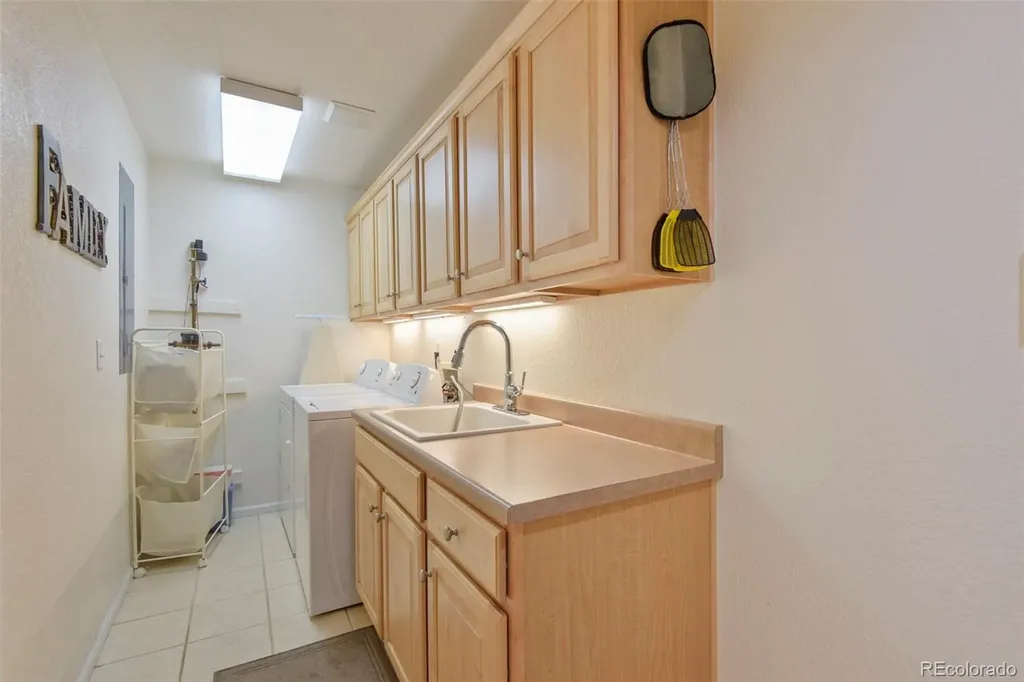 226 Whitehaven Circle Littleton CO 80129