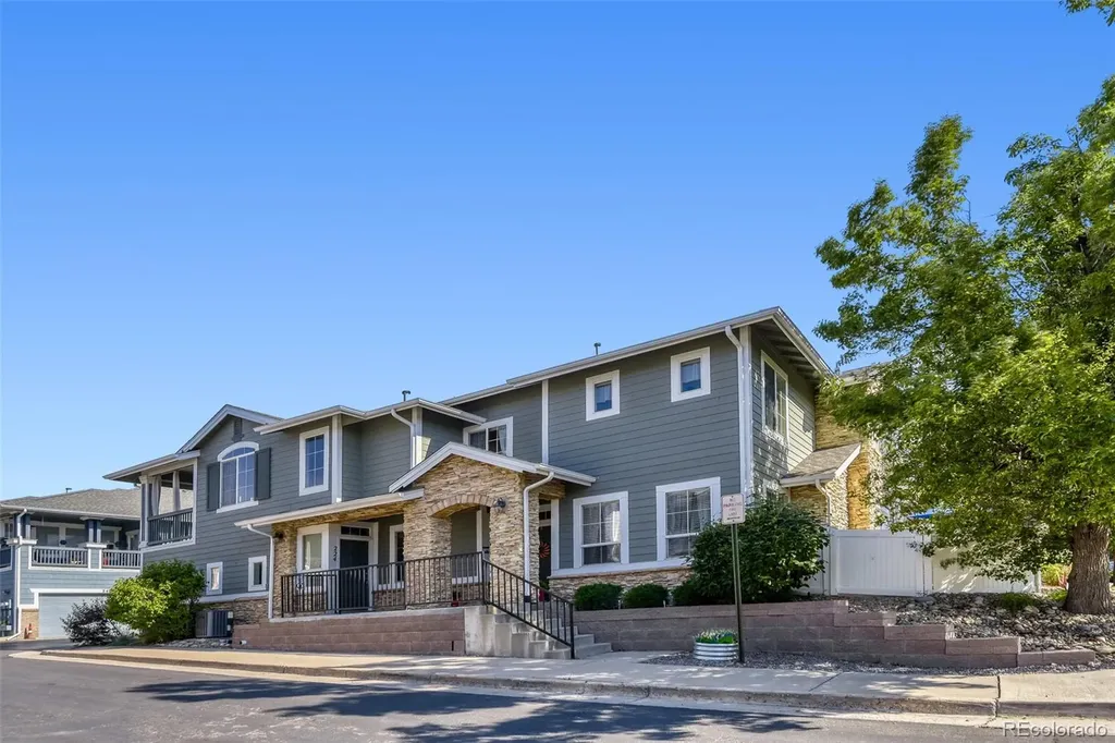 226 Whitehaven Circle Littleton CO 80129