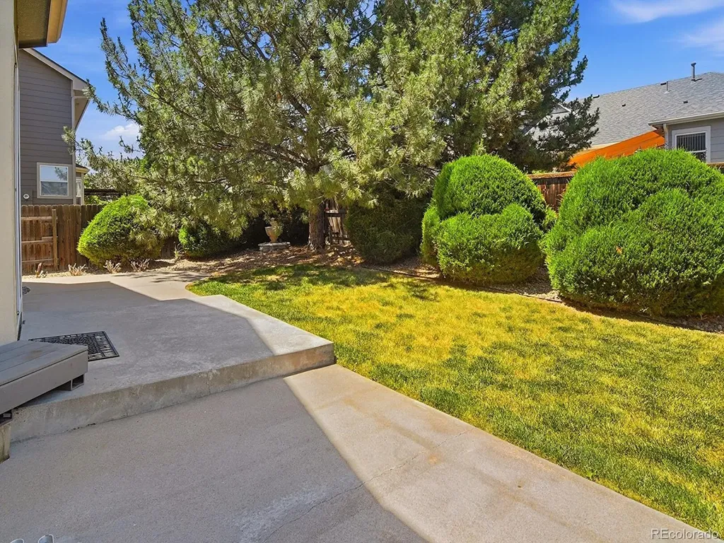 3261 E 102nd Court Denver CO 80229