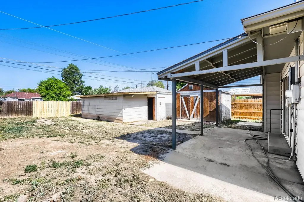 1273 Moline Street Aurora CO 80010