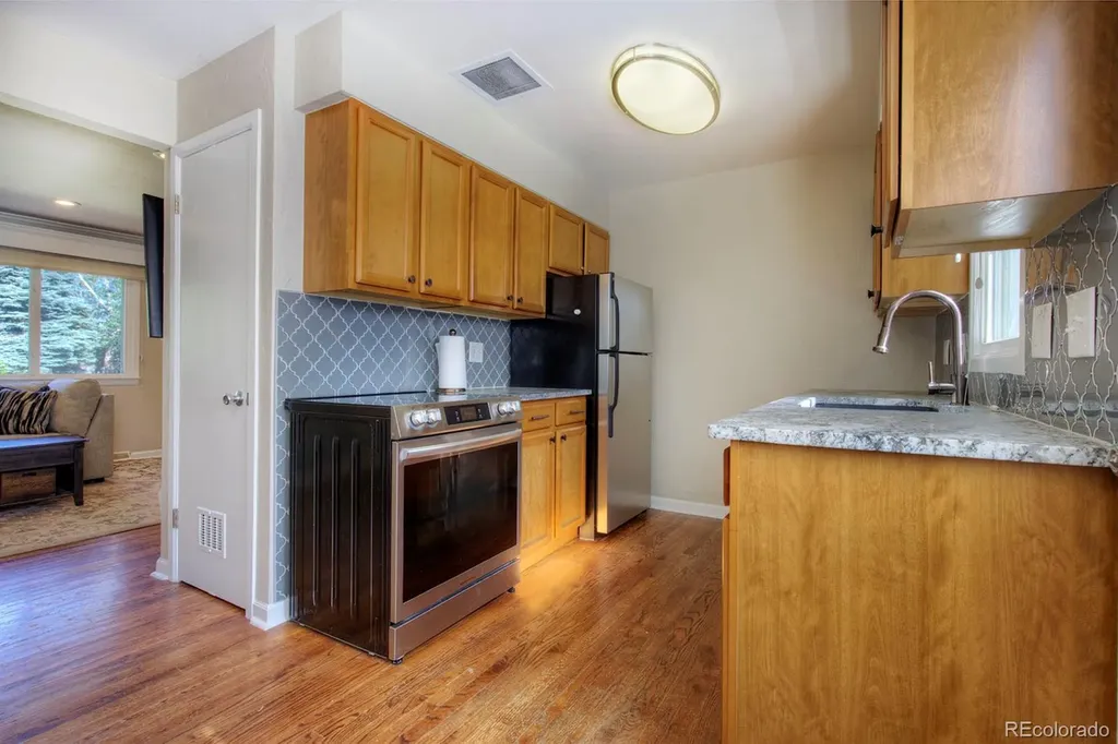5656 S Elmwood Street Littleton CO 80120
