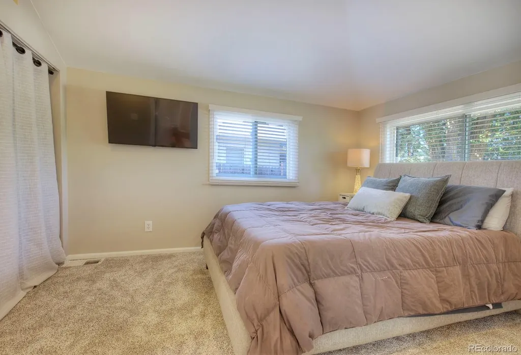5656 S Elmwood Street Littleton CO 80120