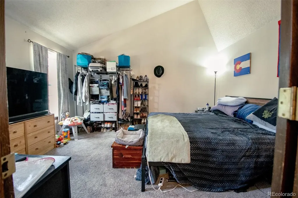2061 S Helena Street Aurora CO 80013