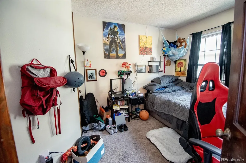 2061 S Helena Street Aurora CO 80013