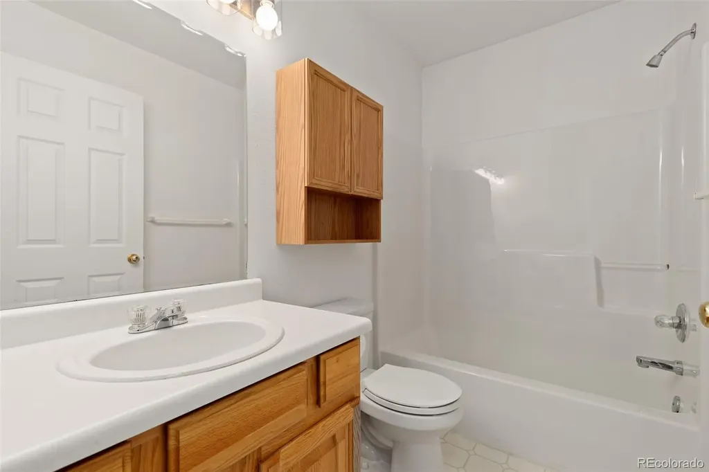 2836 W E Street Greeley CO 80631