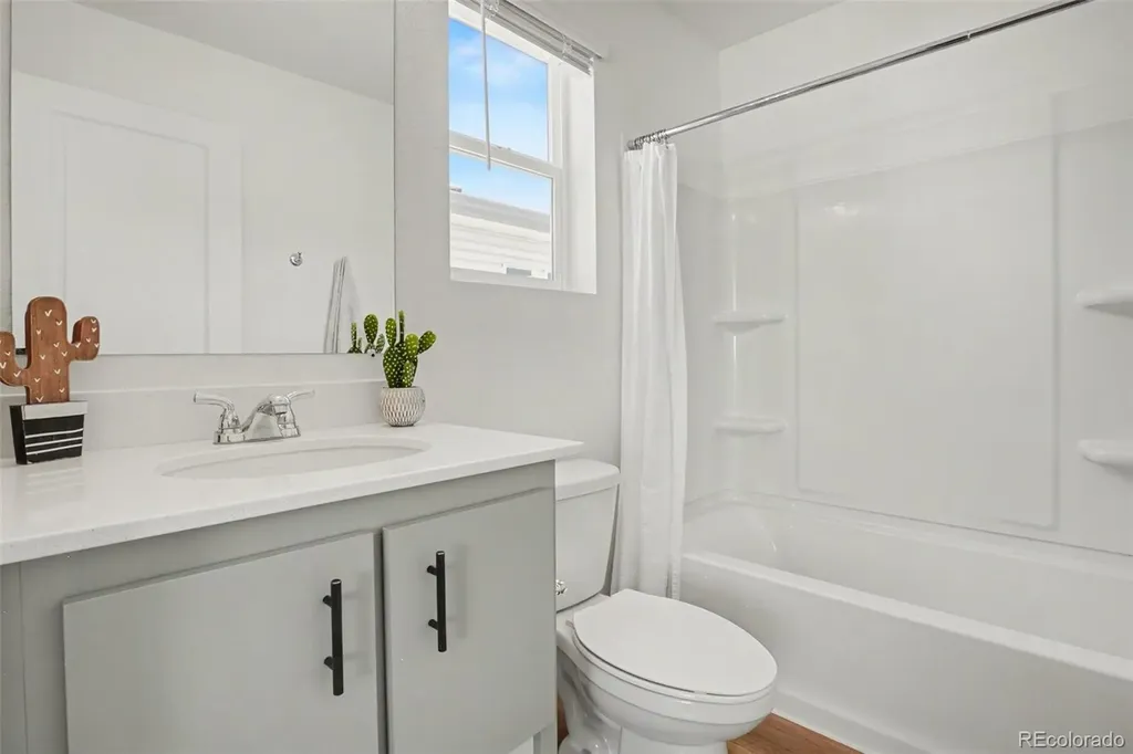 4979 N Yampa Street Denver CO 80249