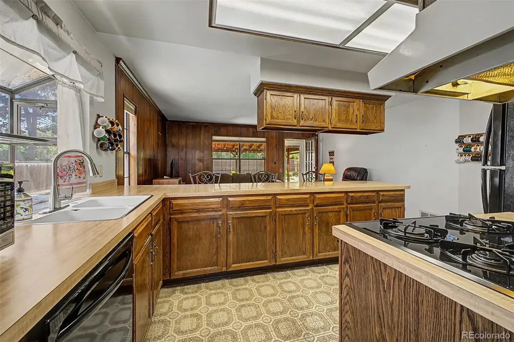 8780 W 80th Drive Arvada CO 80005