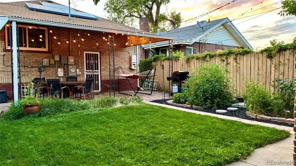 3154 N Columbine Street Denver CO 80205