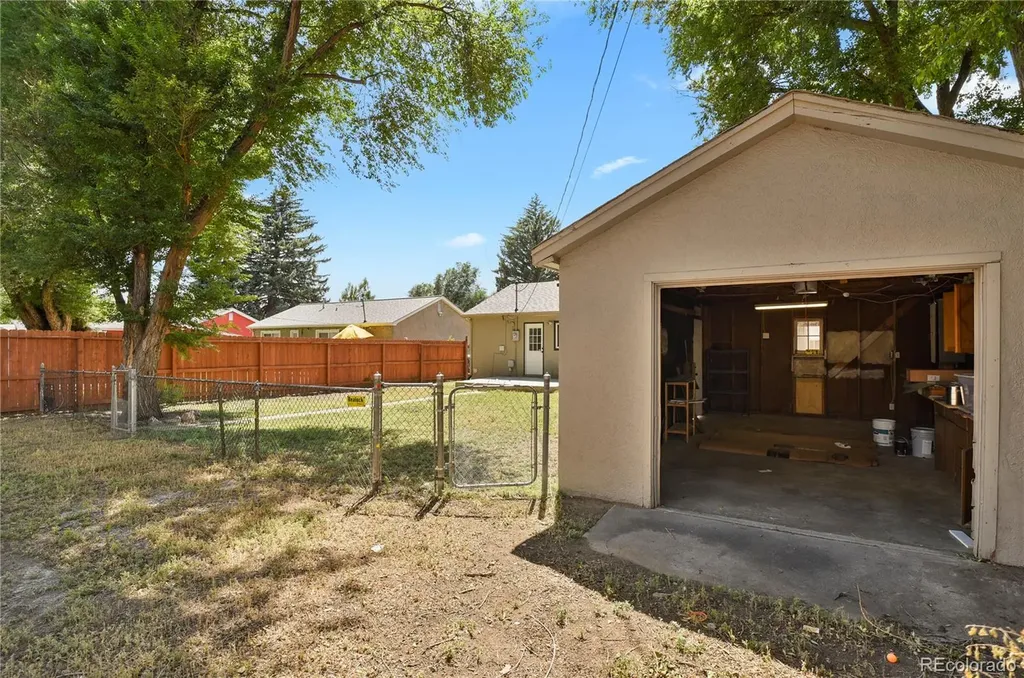 3211 N Institute Street Colorado Springs CO 80907