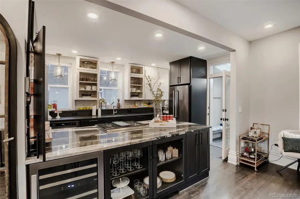 10 S Lincoln Street Denver CO 80209