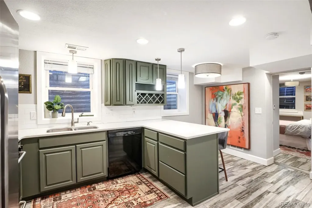 10 S Lincoln Street Denver CO 80209