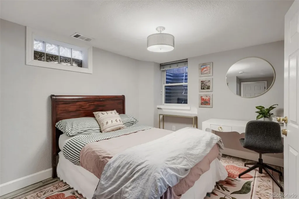 10 S Lincoln Street Denver CO 80209