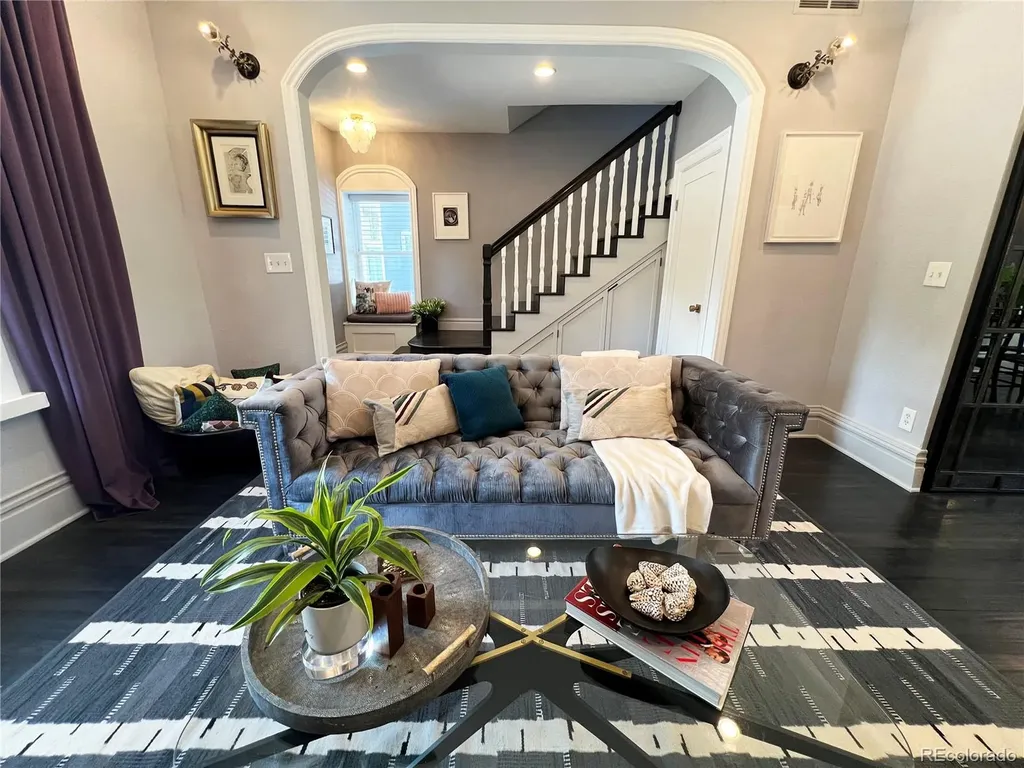 10 S Lincoln Street Denver CO 80209