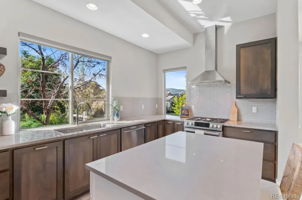 15525 W La Salle Avenue Lakewood CO 80228