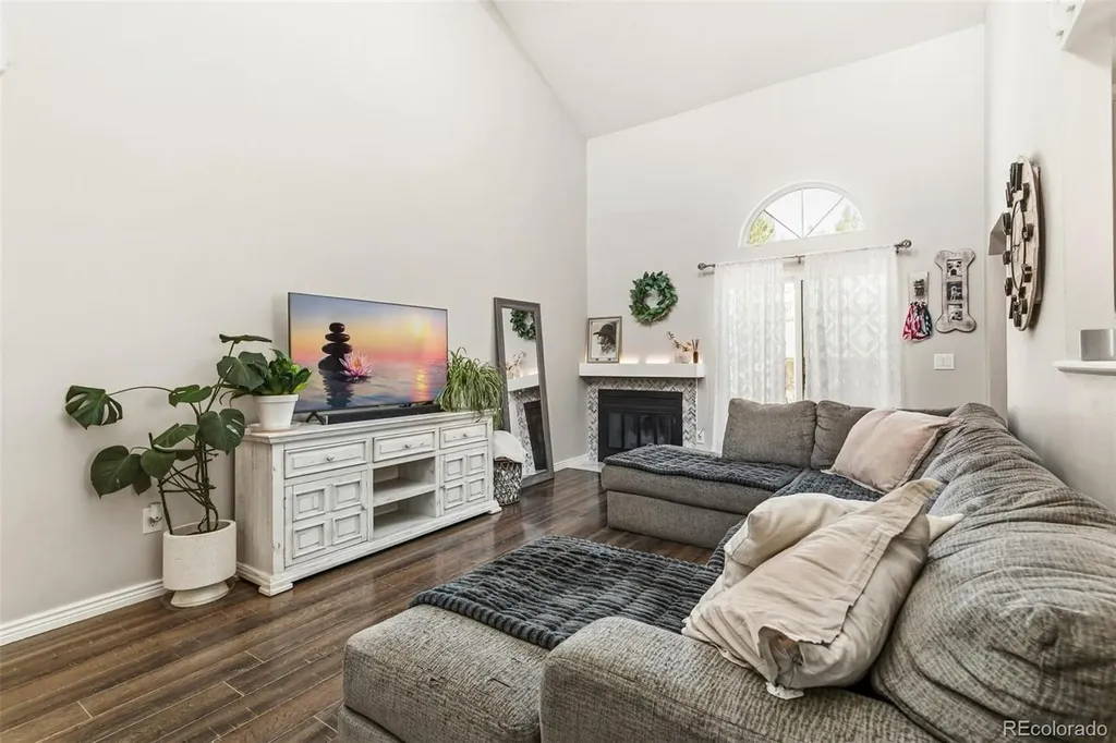 8918 W Plymouth Avenue Littleton CO 80128