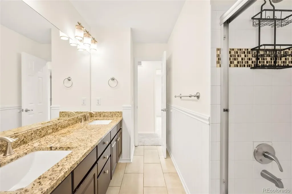 10063 Heywood Street Littleton CO 80130