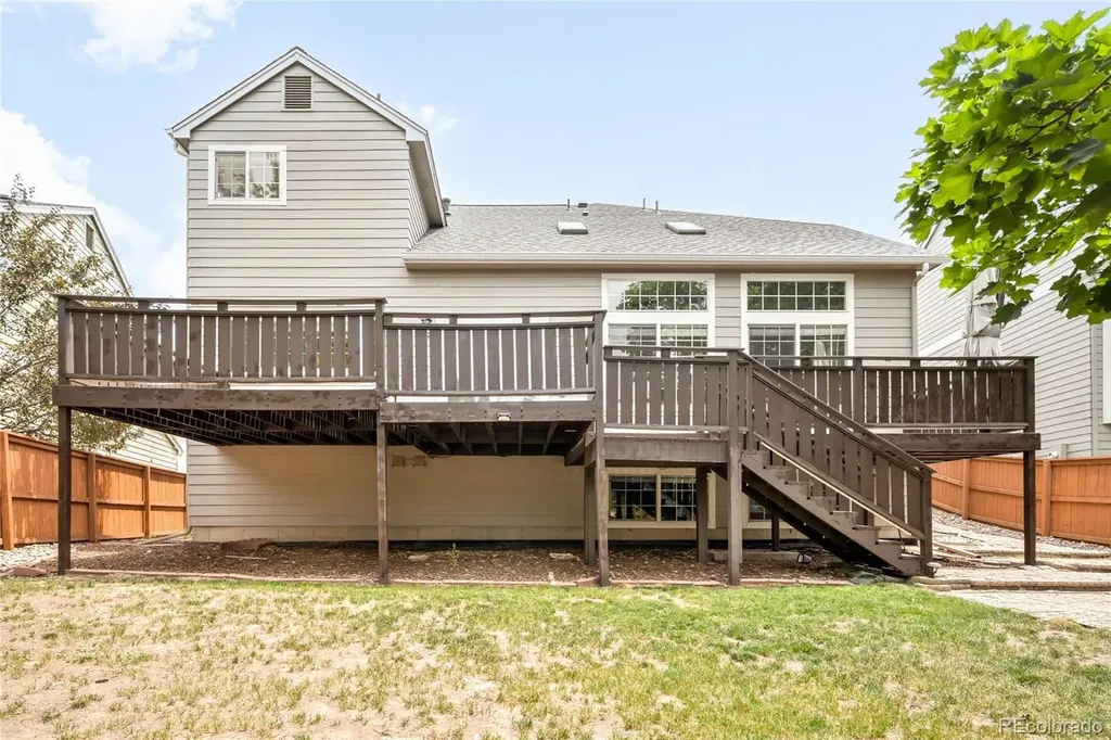 10063 Heywood Street Littleton CO 80130
