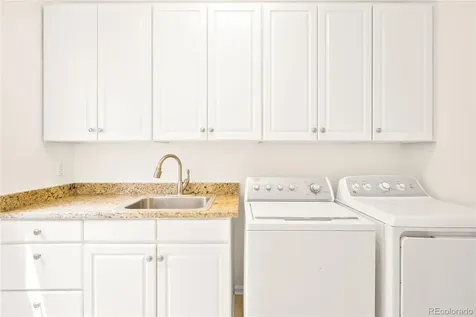 10063 Heywood Street Littleton CO 80130