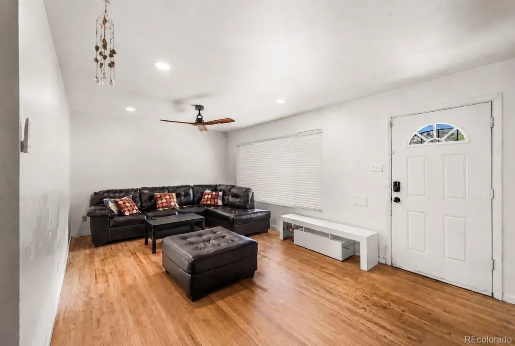 12445 E 6th Place Aurora CO 80011