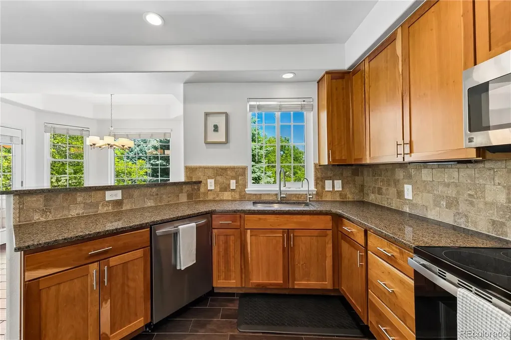 6817 S Webster Street Littleton CO 80128